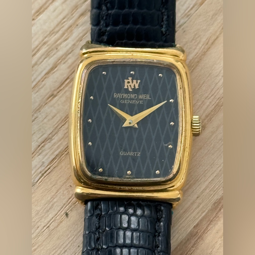 Raymond Weil Geneve Rare 18k Gold Pl Ladies Watch Black Dial Leather Strap